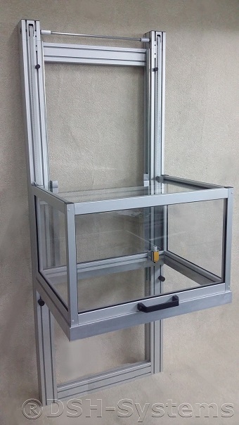 Betriebsschutz: Hubtüre Handarbeitsplatz